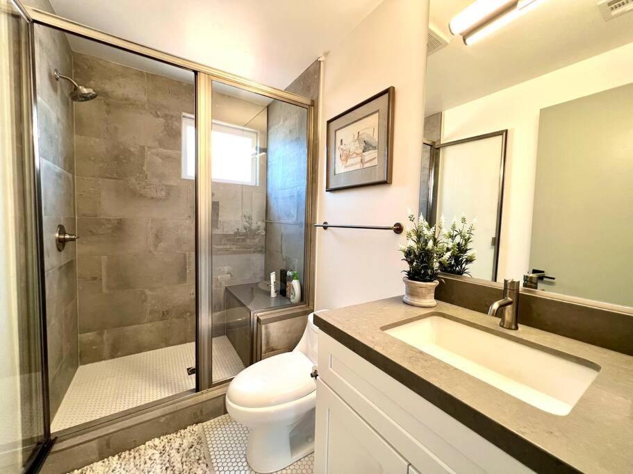 Luxury K-Town Dwelling With Private Rooftop Deck. لوس أنجلوس المظهر الخارجي الصورة