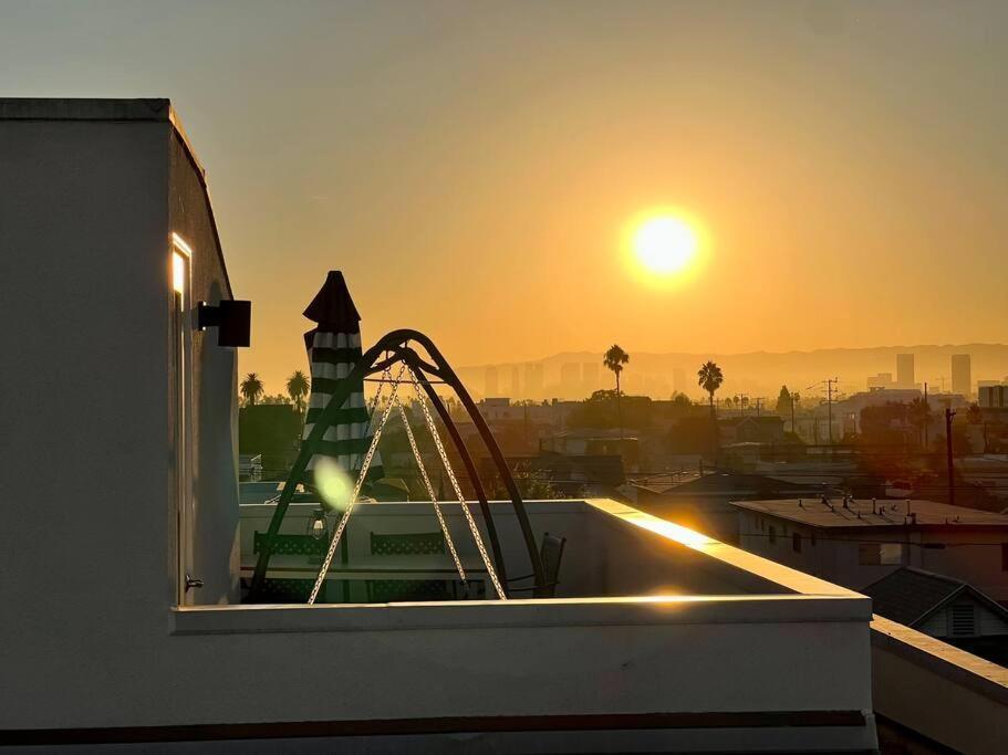 Luxury K-Town Dwelling With Private Rooftop Deck. لوس أنجلوس المظهر الخارجي الصورة